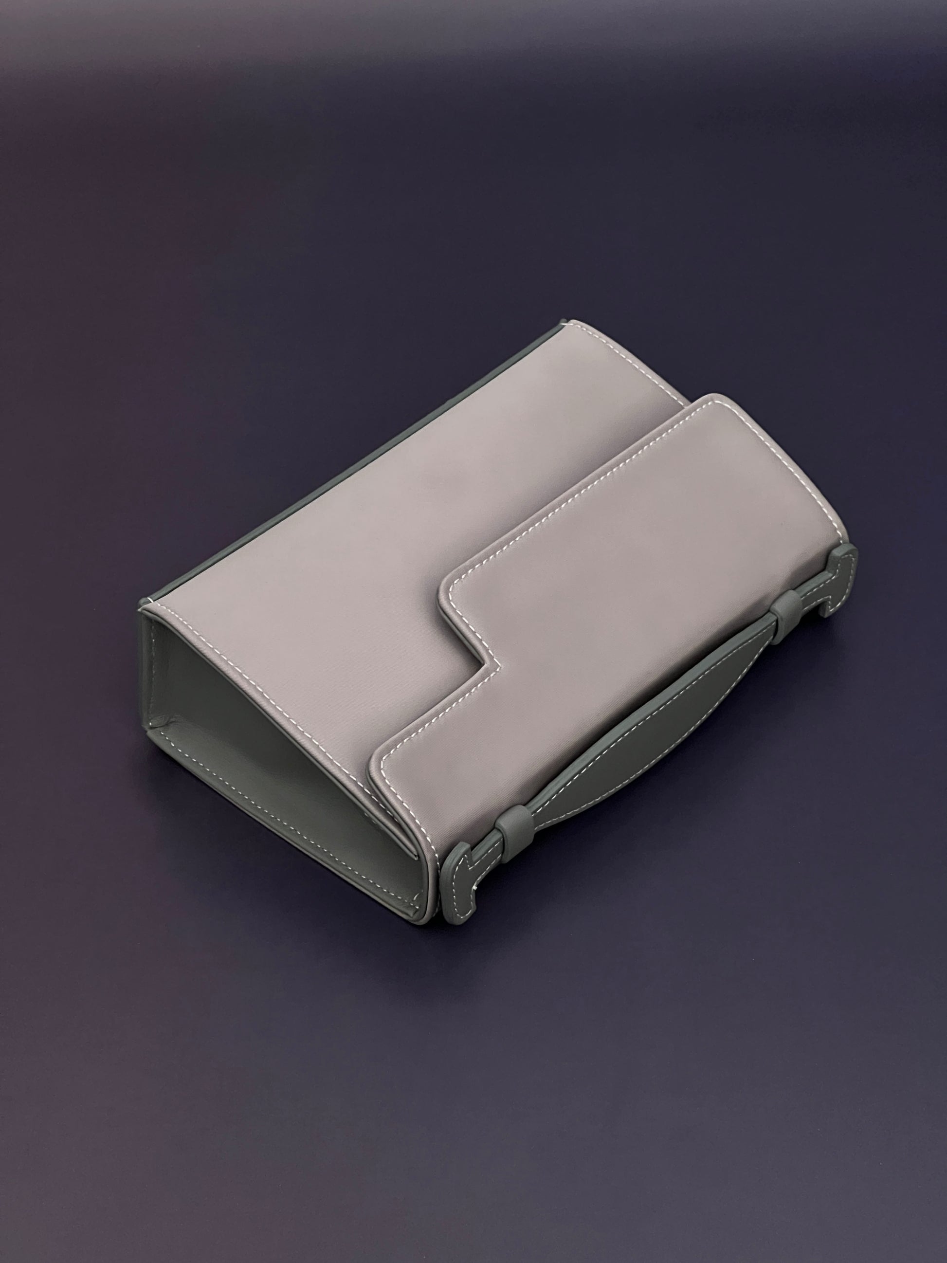 Valletta in Silver Satin - darahamarneh