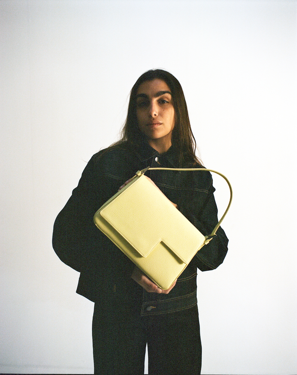 925 in Canarino - darahamarneh