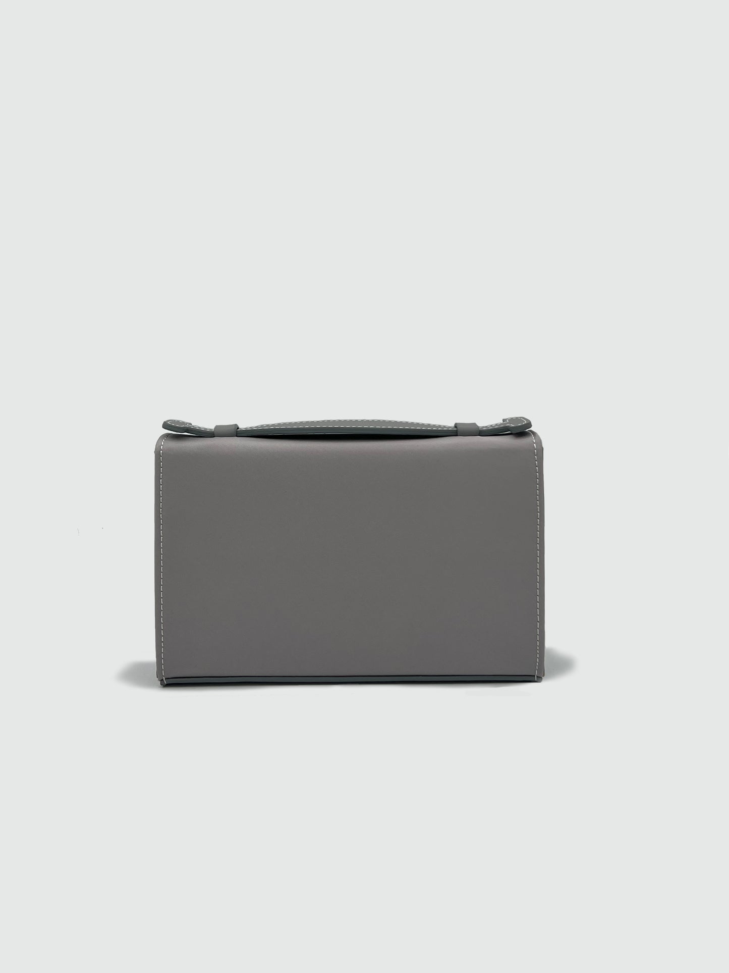 Valletta in Silver Satin - darahamarneh